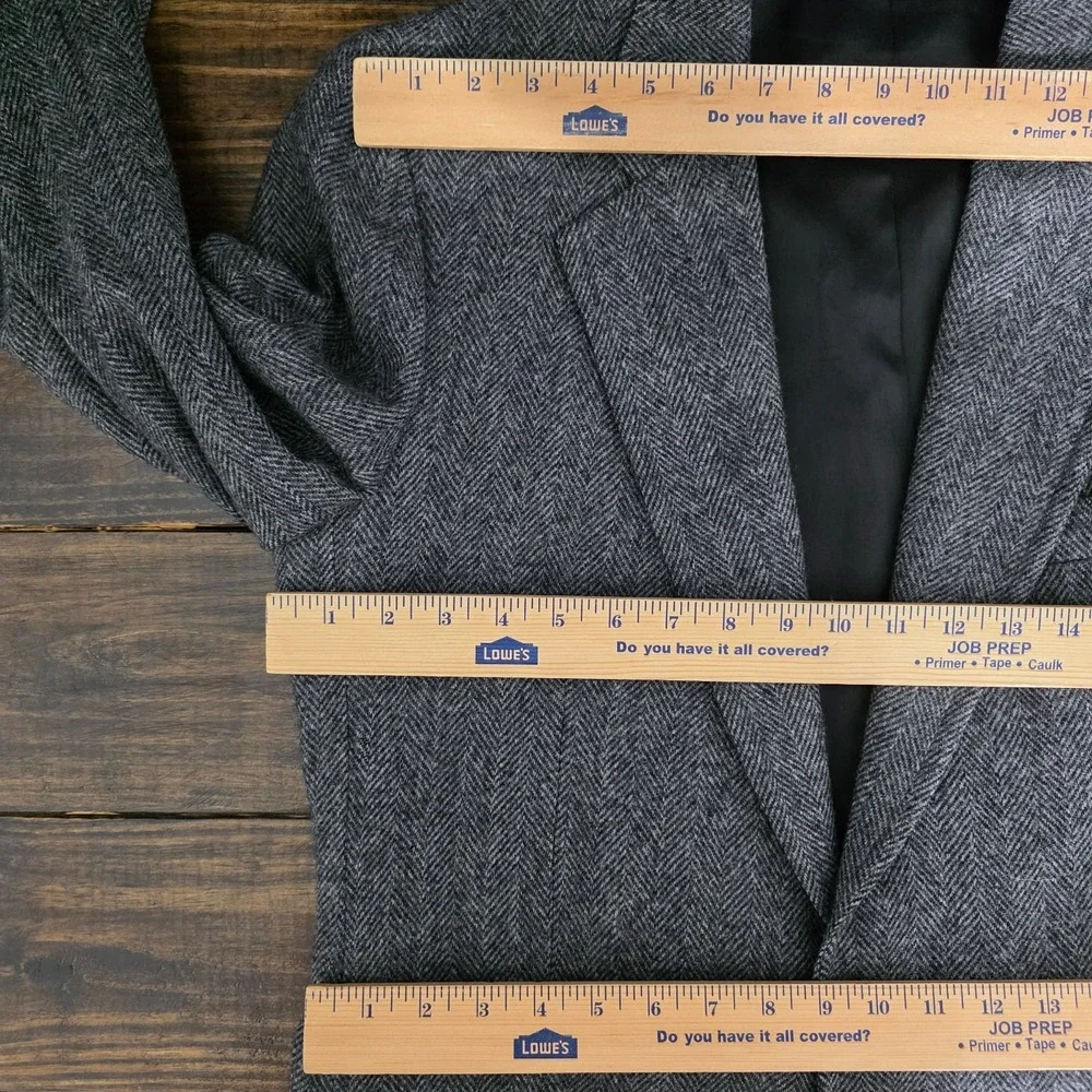 VTG Towncraft Men's Tweed Sport Coat Blazer Two Button Gray Herringbone Wool 42R